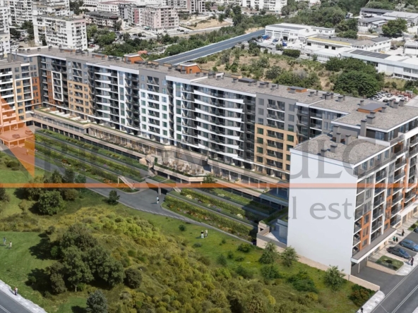 Двустаен апартамент в Варна, Кайсиева градина - 79 кв.м за 1361 €/кв.м - Снимка #1