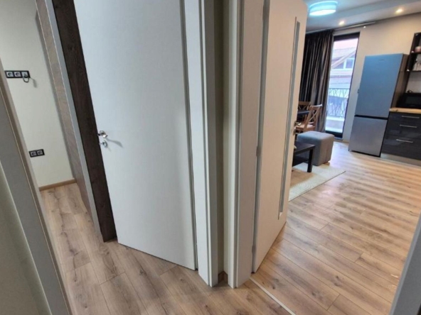 Дава се под наем Двустаен апартамент в София, Люлин 10 - 64 кв.м за 548.25 € - Снимка #1