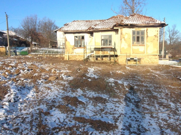 Къща в с. Новаковци, Област Габрово - 58 кв.м за 269 €/кв.м - Снимка #1