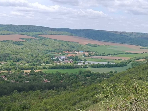 Къща в с. Костанденец, Област Разград - 100 кв.м за 64 €/кв.м - Снимка #1