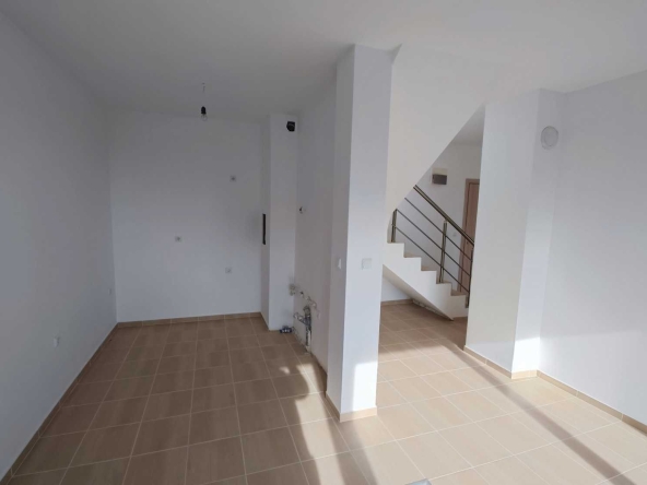 Тристаен апартамент в Свети Влас - 175 кв.м за 726 €/кв.м - Снимка #1