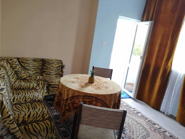 Дава се под наем Двустаен апартамент в Велико Търново, Колю Фичето - 45 кв.м за 255 € - Снимка #1