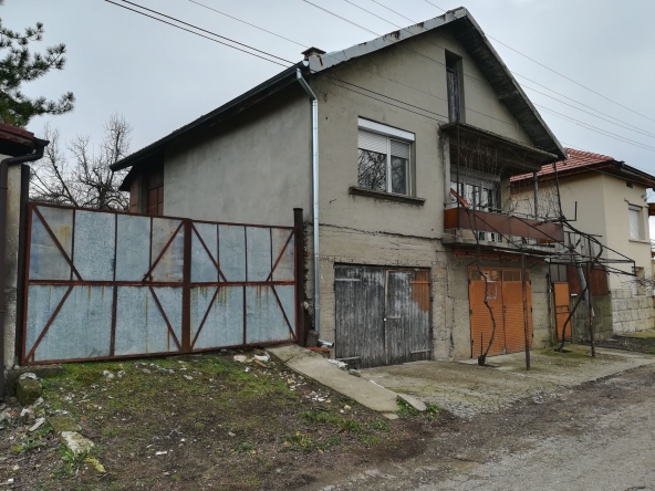 Къща в с. Долно Абланово, Област Русе - 69 кв.м за 407 €/кв.м - Снимка #1
