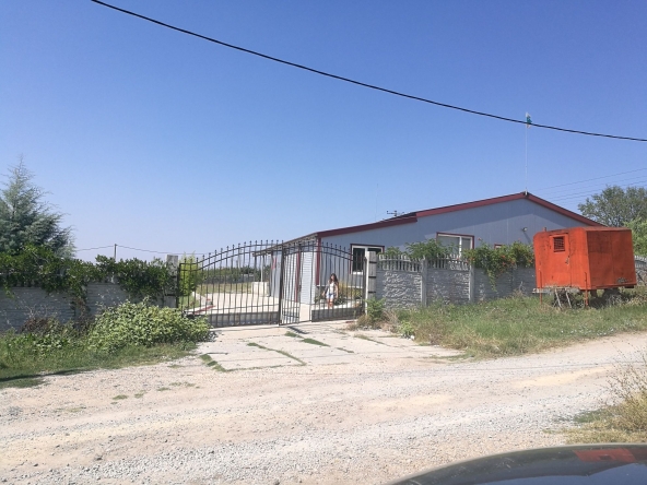 Промишлена сграда в Хасково, Промишлена зона - Изток - 360 кв.м за 404 €/кв.м - Снимка #1