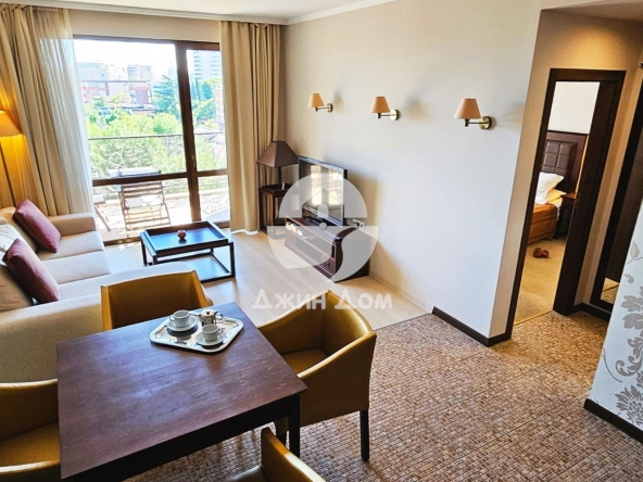 Двустаен апартамент в к.к. Слънчев бряг - 60 кв.м за 1492 €/кв.м - Снимка #1