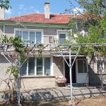 Къща в Велико Търново, Бузлуджа - 600 кв.м за 247 €/кв.м - Снимка #1