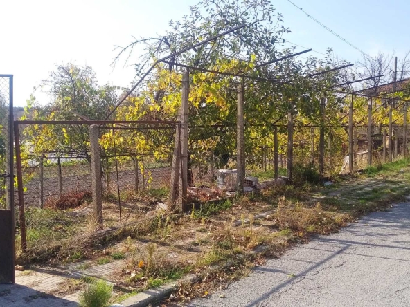 Парцел в Велики Преслав - 1100 кв.м за 33 €/кв.м - Снимка #1