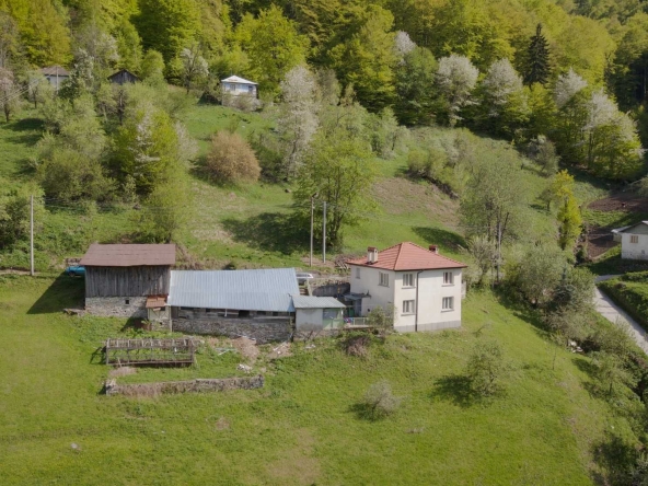 Къща в с. Джурково, Област Пловдив - 100 кв.м за 800 €/кв.м - Снимка #1