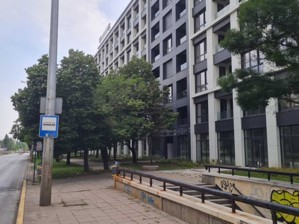 Магазин в София, Надежда 2 - 162 кв.м за 2433 €/кв.м - Снимка #1