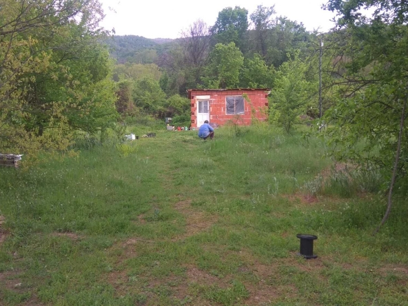 Парцел в Петрич - 2000 кв.м за 31 €/кв.м - Снимка #1