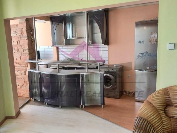 Дава се под наем Двустаен апартамент в Варна, Бриз - 65 кв.м за 400 € - Снимка #1