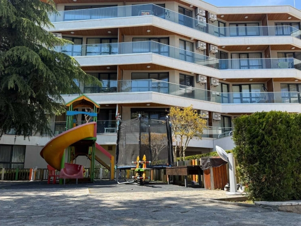 Двустаен апартамент в Варна, Морска градина - 64 кв.м за 2797 €/кв.м - Снимка #1