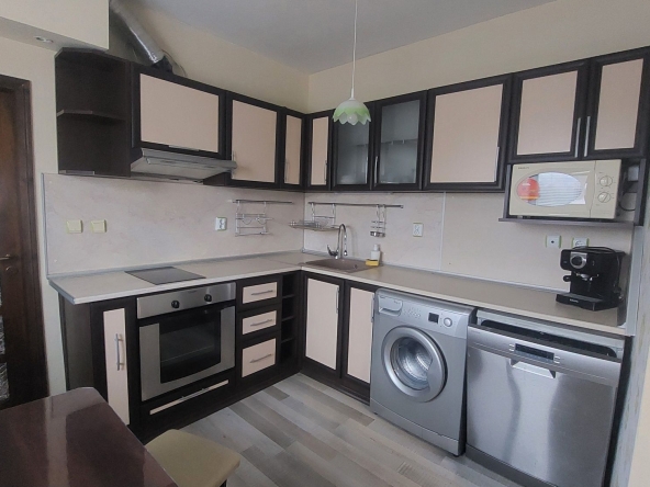 Дава се под наем Двустаен апартамент в Добрич, Северен парк - 46 кв.м за 204 € - Снимка #1