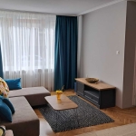 Дава се под наем Тристаен апартамент в София, Лозенец - 103 кв.м за 750 € - Снимка #1