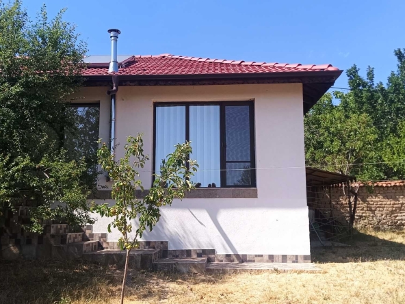 Къща в Хисаря - 72 кв.м за 1098 €/кв.м - Снимка #1