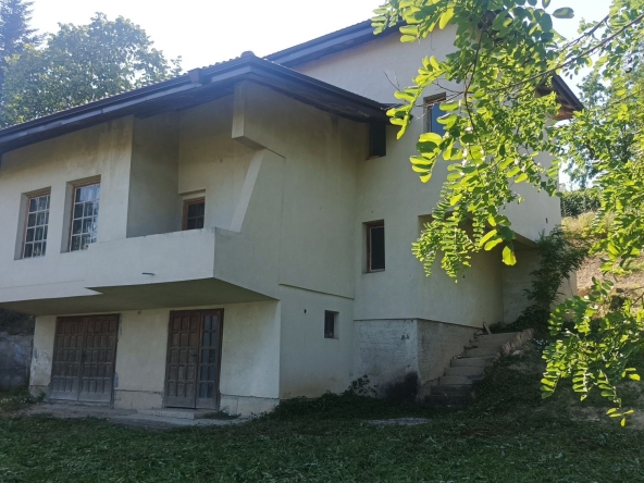 Къща в Търговище, Изток 1 - 160 кв.м за 702 €/кв.м - Снимка #1