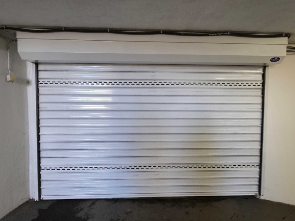 Дава се под наем Гараж / Паркомясто в София, Лозенец - 30 кв.м за 200 € - Снимка #1