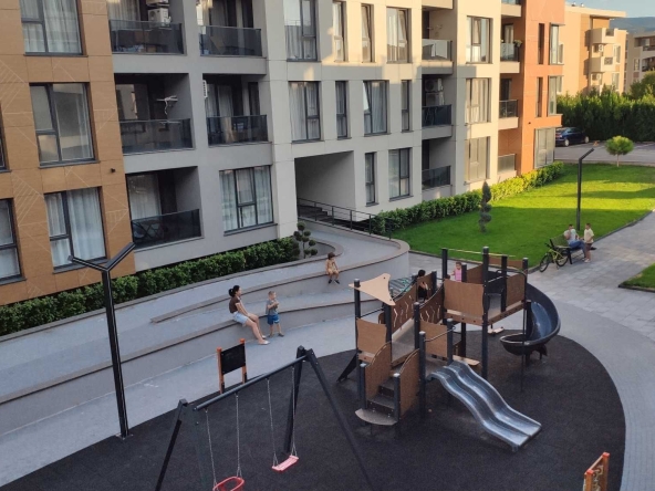 Дава се под наем Двустаен апартамент в Пловдив, Южен - 59 кв.м за 400 € - Снимка #1