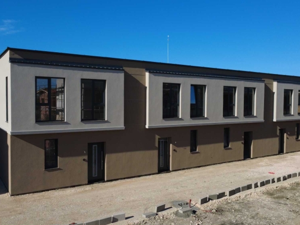 Къща в Пловдив, Център - 130 кв.м за 1231 €/кв.м - Снимка #1