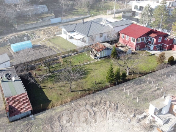 Парцел в Варна, Център - 1100 кв.м за 139 €/кв.м - Снимка #1