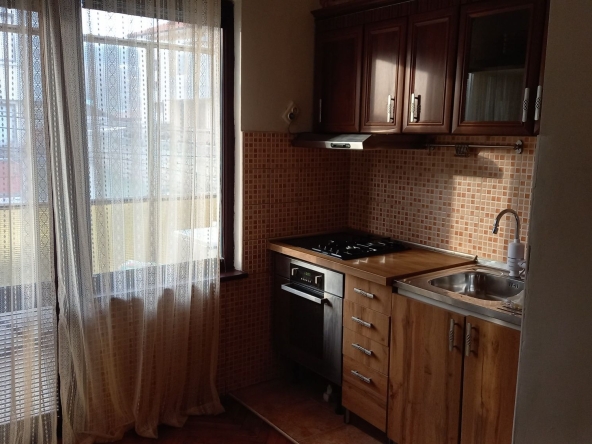 Дава се под наем Многостаен апартамент в Варна, Виница - 120 кв.м за 448.8 € - Снимка #1