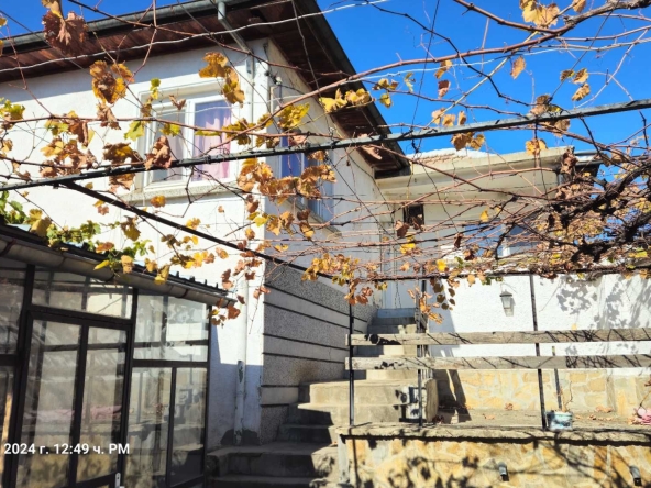 Къща в Стара Загора, ОРБ - 60 кв.м за 672 €/кв.м - Снимка #1