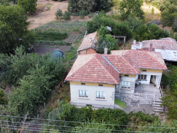 Къща в Генерал Тошево - 90 кв.м за 311 €/кв.м - Снимка #1