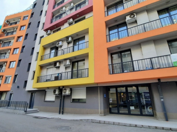 Дава се под наем Гараж / Паркомясто в София, Студентски град - 22 кв.м за 122.4 € - Снимка #1