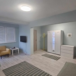 Дава се под наем Едностаен апартамент в Варна, Окръжна болница - 55 кв.м за 350 € - Снимка #1