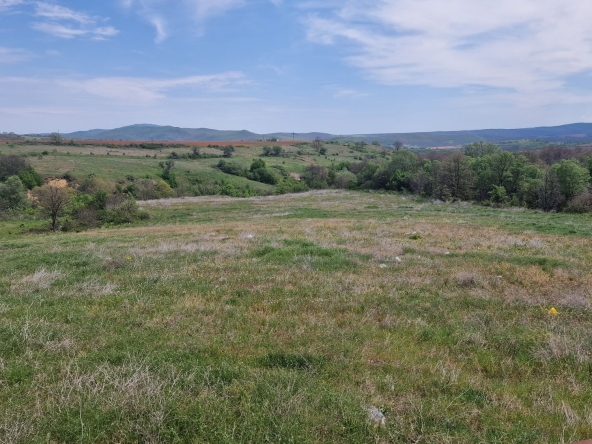 Земеделски имот в Айтос -  кв.м за 886 €/дка - Снимка #1