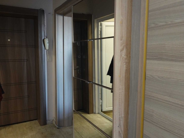 Дава се под наем Двустаен апартамент в Пловдив, Гагарин - 65 кв.м за 357 € - Снимка #1