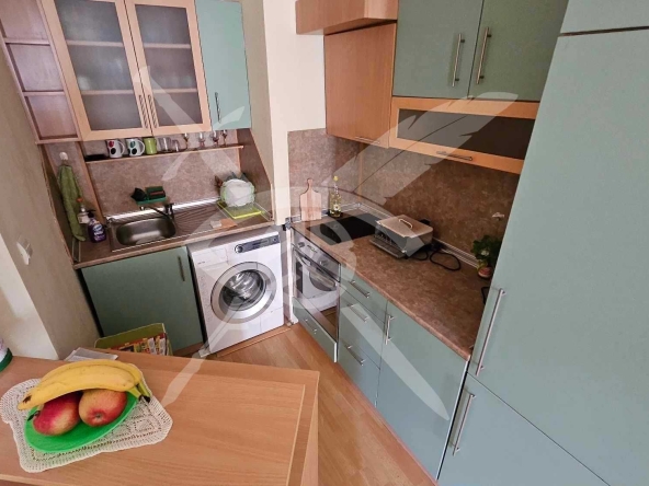 Дава се под наем Двустаен апартамент в Варна, ХЕИ - 55 кв.м за 375 € - Снимка #1