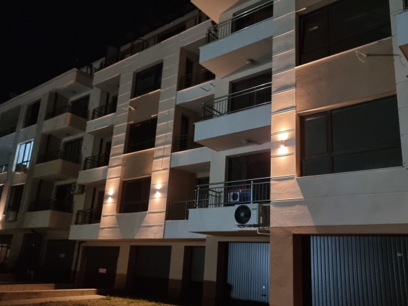 Дава се под наем Едностаен апартамент в Бургас, Славейков - 40 кв.м за 400 € - Снимка #1