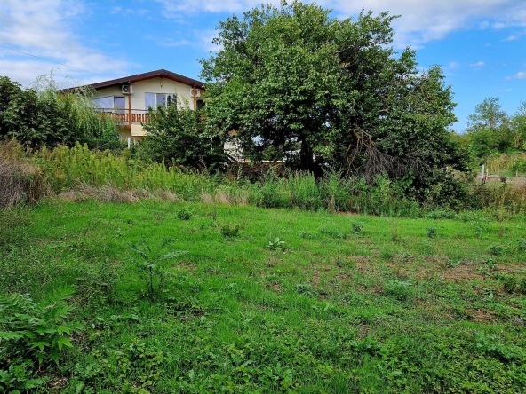 Парцел в с. Езерец, Област Добрич - 1929 кв.м за 31 €/кв.м - Снимка #1