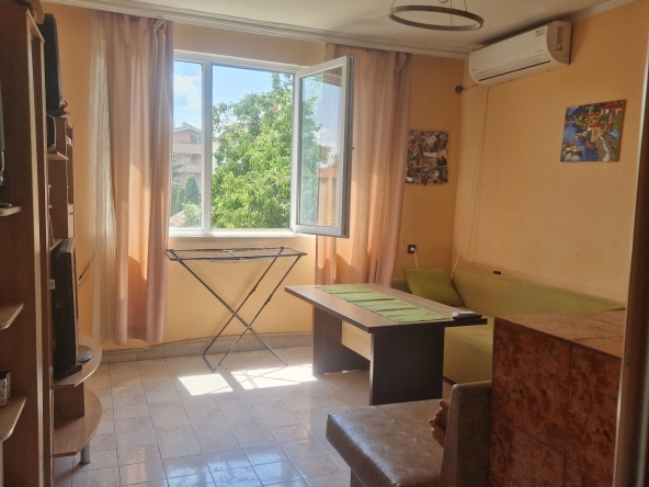 Дава се под наем Двустаен апартамент в София, Бенковски - 50 кв.м за 333 € - Снимка #1