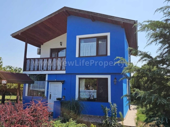 Къща в с. Тръстиково, Област Бургас - 130 кв.м за 1300 €/кв.м - Снимка #1