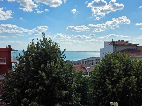 Тристаен апартамент в Свети Влас - 100 кв.м за 1380 €/кв.м - Снимка #1