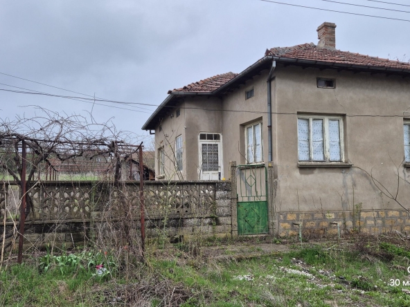 Къща в с. Драгомирово, Област Велико Търново - 70 кв.м за 203 €/кв.м - Снимка #1