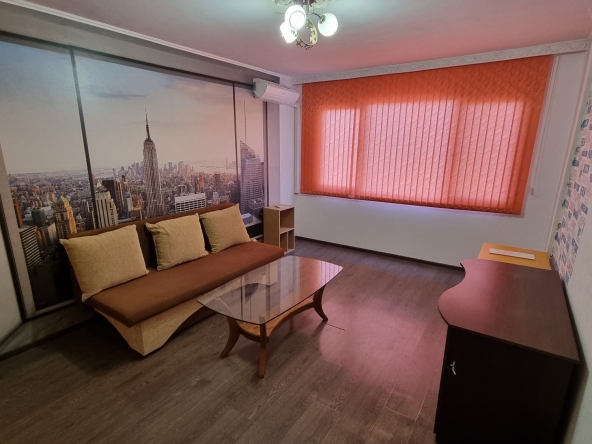 Дава се под наем Двустаен апартамент в Балчик - 60 кв.м за 255 € - Снимка #1