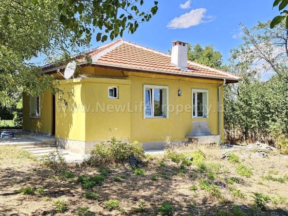 Къща в с. Дюлево, Област Бургас - 56 кв.м за 1643 €/кв.м - Снимка #1