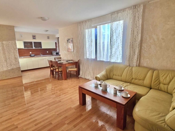 Тристаен апартамент в к.к. Слънчев бряг - 94 кв.м за 534 €/кв.м - Снимка #1