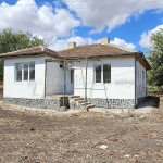 Къща в с. Дюлево, Област Бургас - 70 кв.м за 401 €/кв.м - Снимка #1