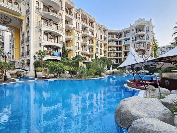 Четиристаен апартамент в к.к. Слънчев бряг - 121 кв.м за 1587 €/кв.м - Снимка #1