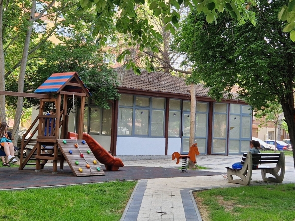 Заведение в Пловдив, Център - 61 кв.м за 638 €/кв.м - Снимка #1