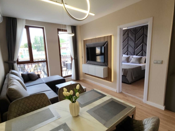 Дава се под наем Двустаен апартамент в Свети Влас - 44 кв.м за 400 € - Снимка #1