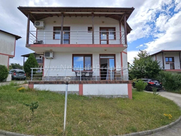 Къща в с. Александрово, Област Бургас - 130 кв.м за 1039 €/кв.м - Снимка #1