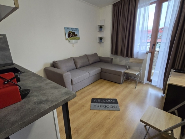 Дава се под наем Едностаен апартамент в к.к. Слънчев бряг - 30 кв.м за 30.6 € - Снимка #1