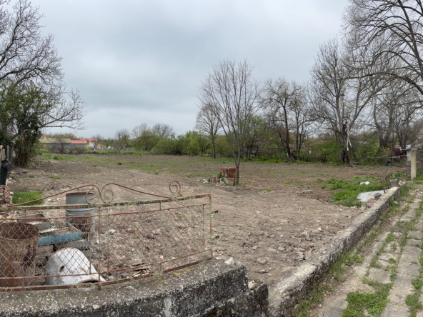 Парцел в Варна, Победа - 1449 кв.м за 19 €/кв.м - Снимка #1