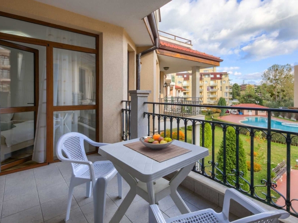 Дава се под наем Многостаен апартамент в к.к. Слънчев бряг - 122 кв.м за 384 € - Снимка #1