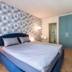 Дава се под наем Двустаен апартамент в София, Център - 56 кв.м за 408 € - Снимка #1